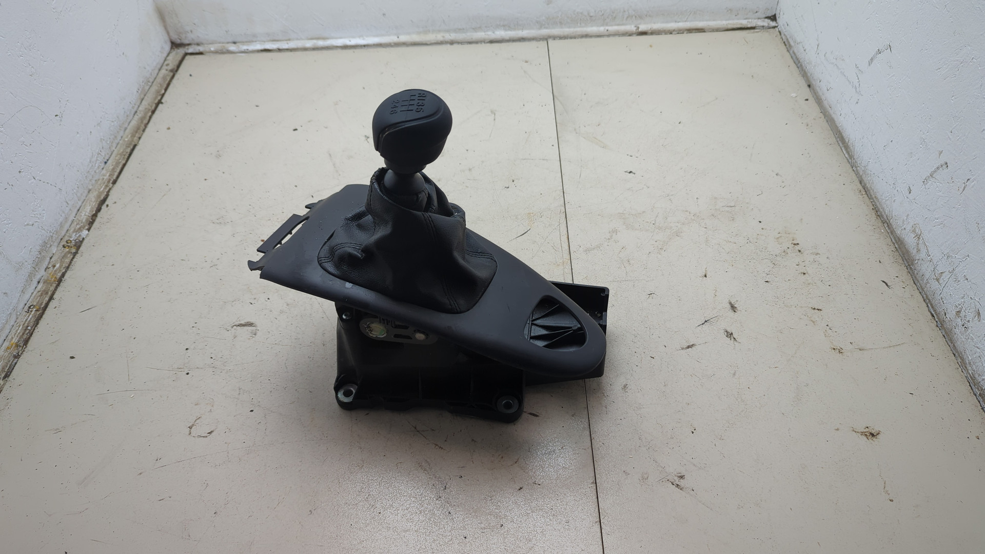 Кулиса МКПП / АКПП