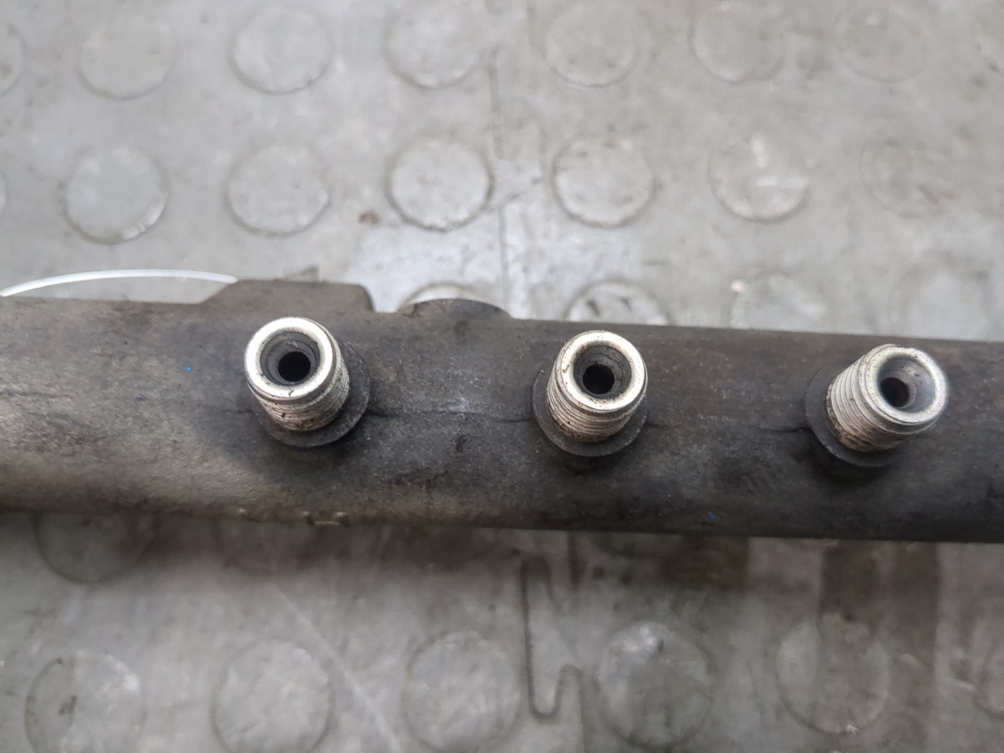 Рейка топливная (рампа)