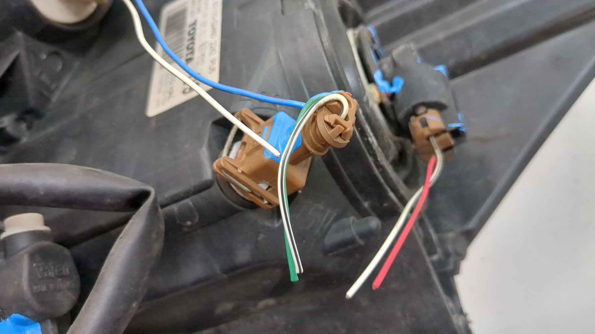 Фара правая