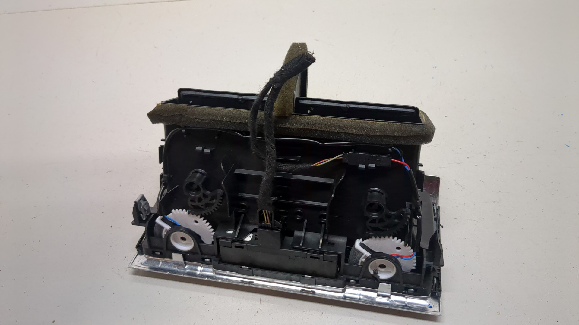 Дефлектор воздушный