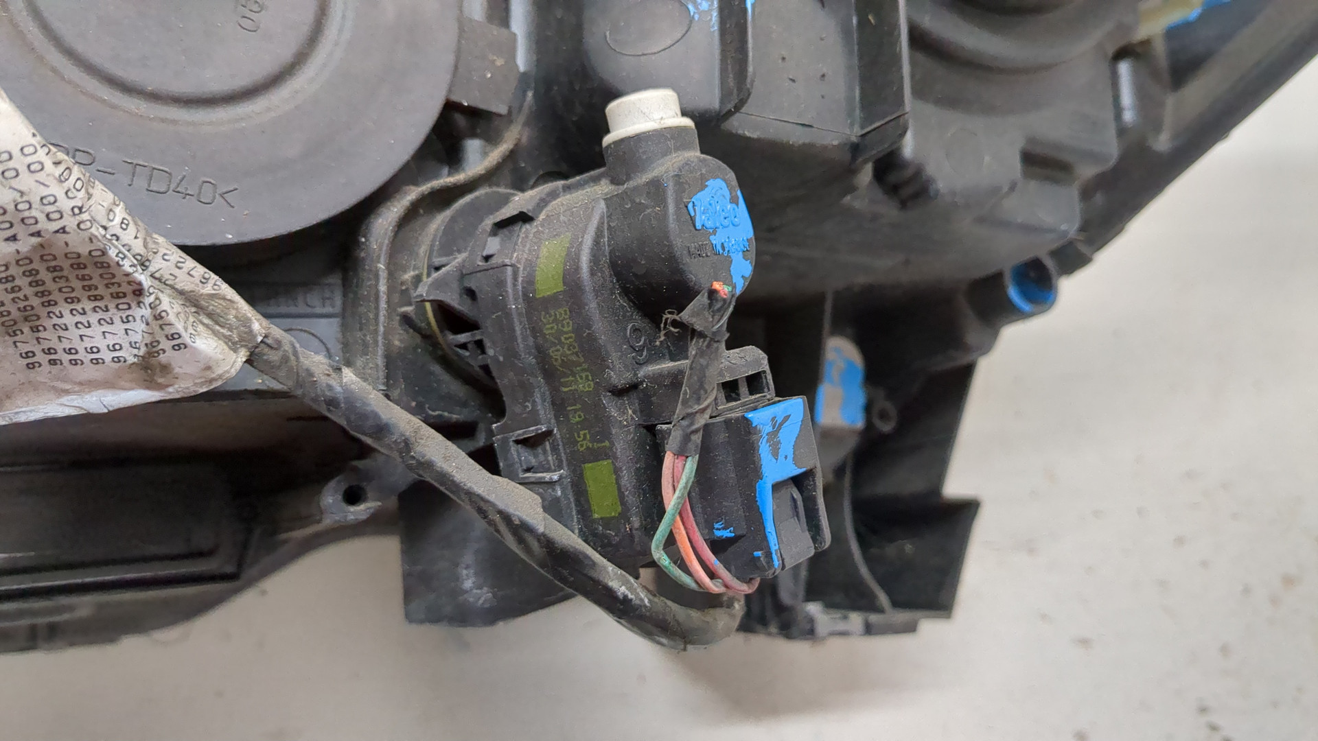 Фара правая