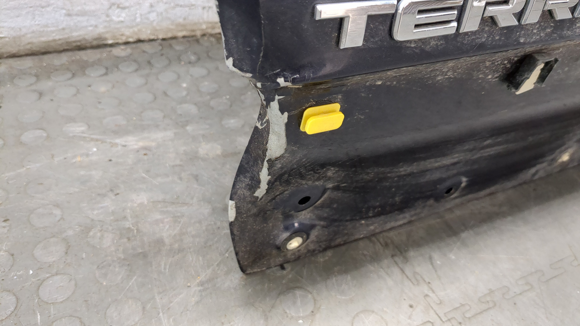 Дверь передняя левая