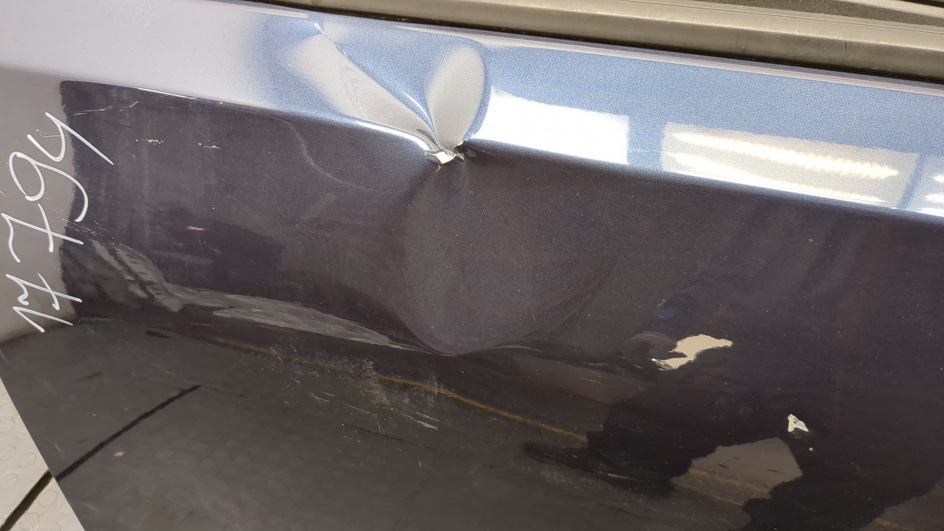 Дверь передняя левая