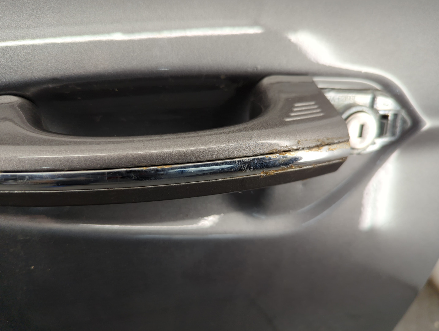 Дверь передняя левая