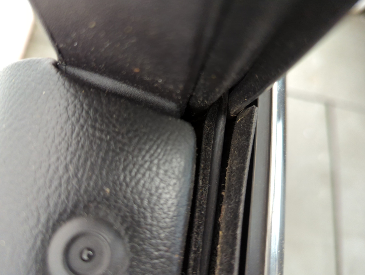 Дверь задняя правая