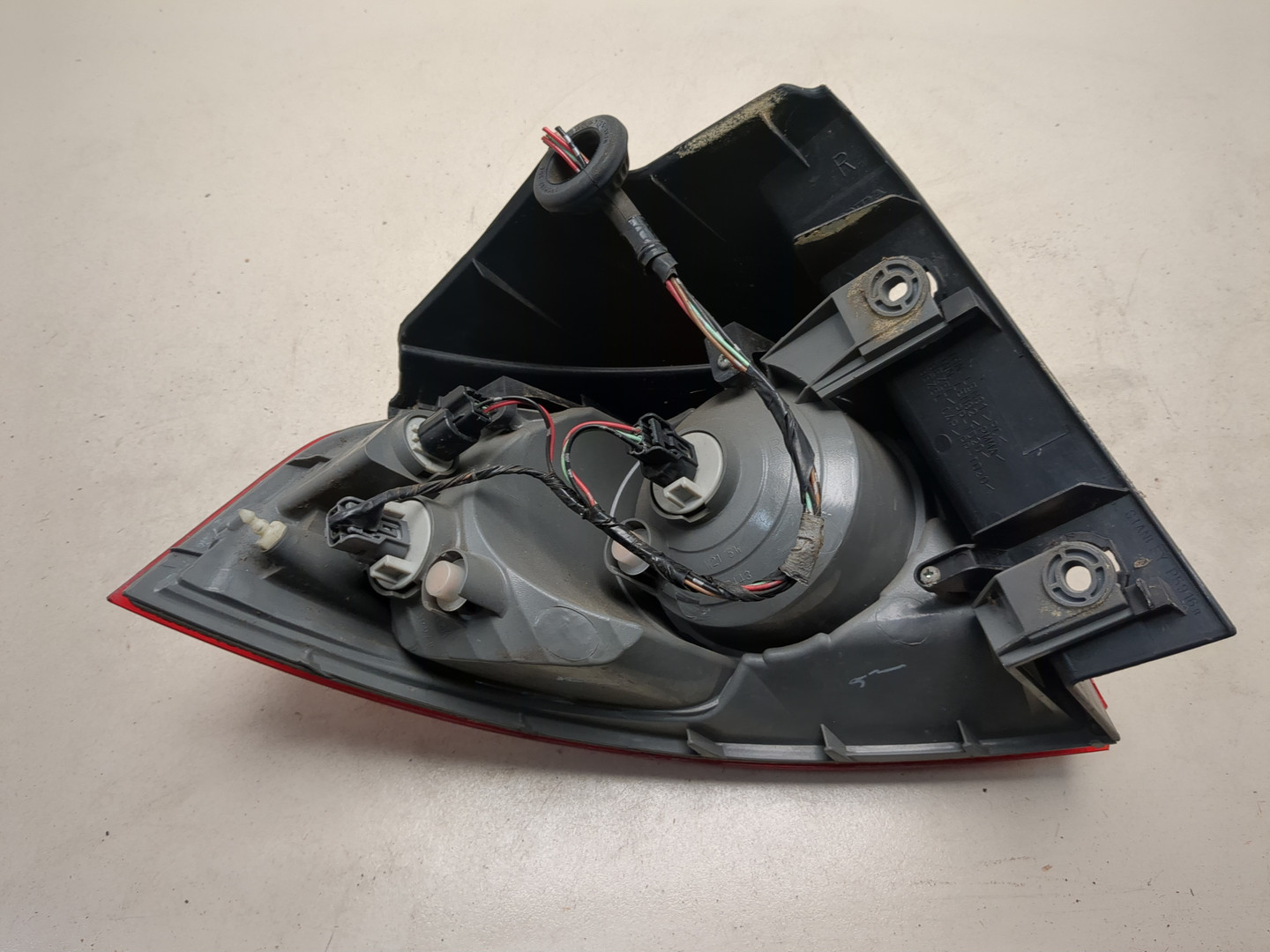 Фонарь задний правый