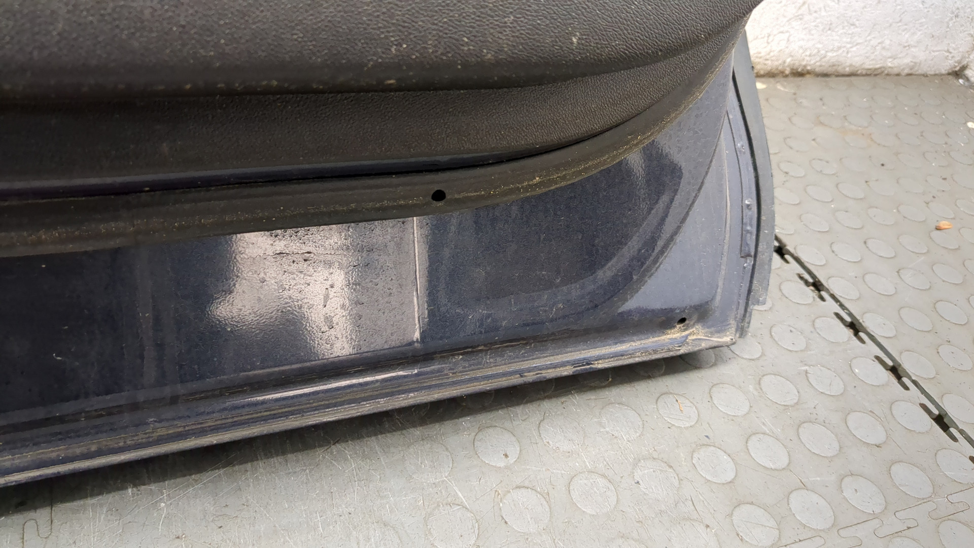 Дверь задняя левая