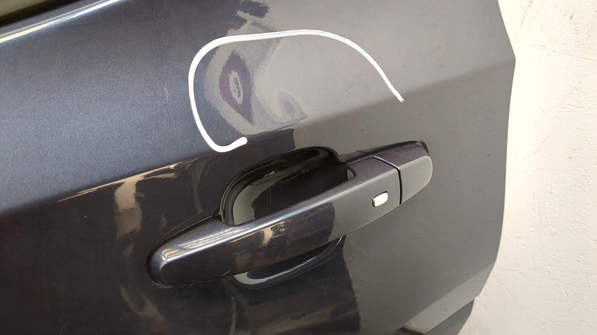 Дверь задняя левая