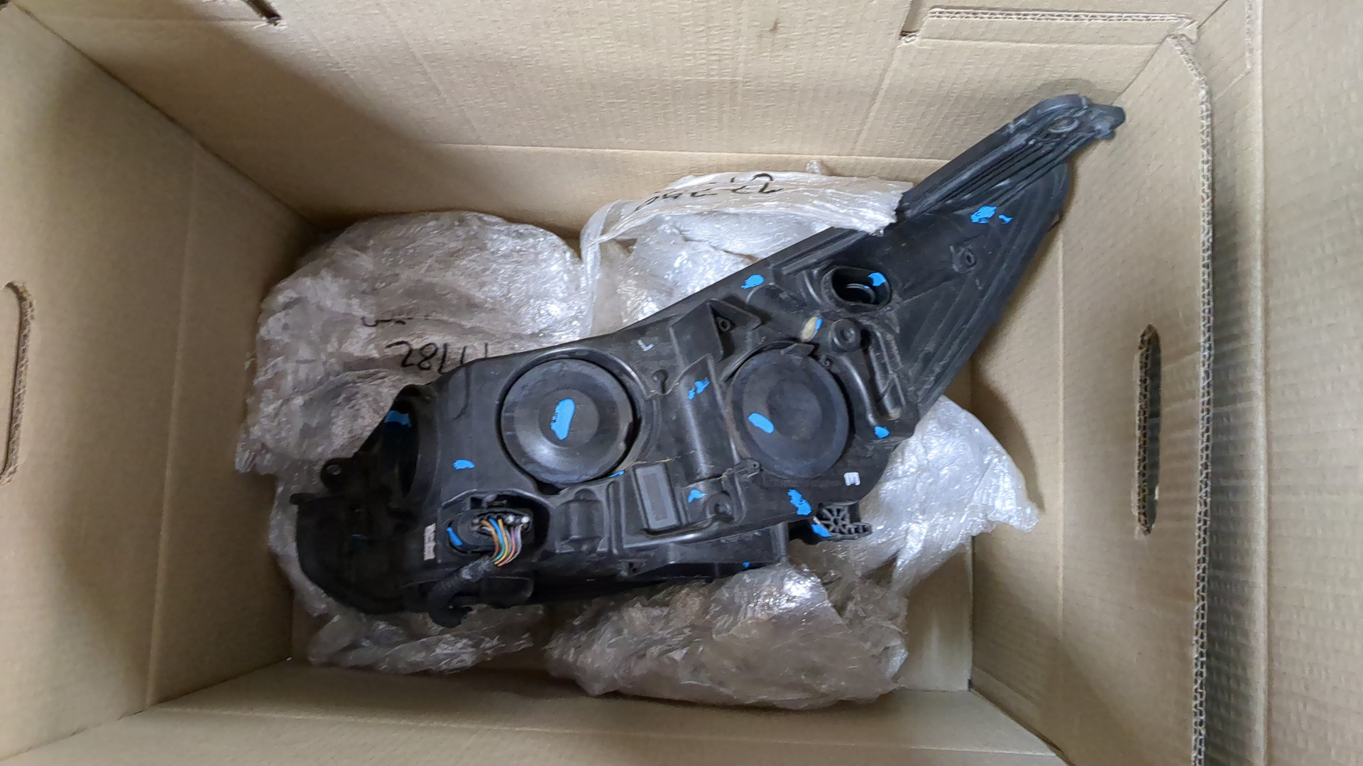 Фара правая