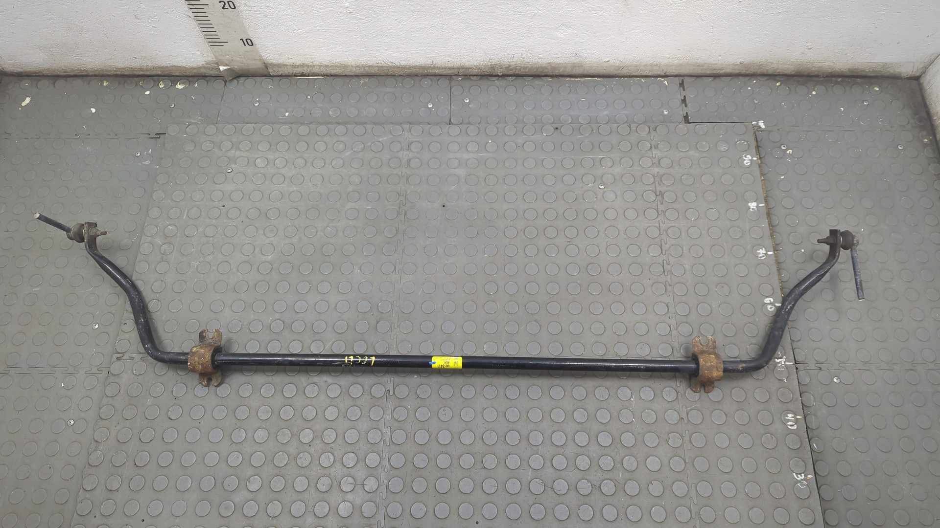 Стабилизатор задний