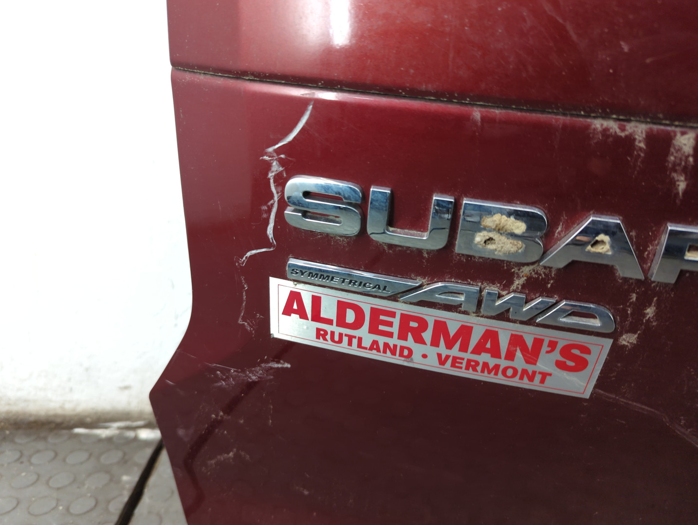 Дверь багажника