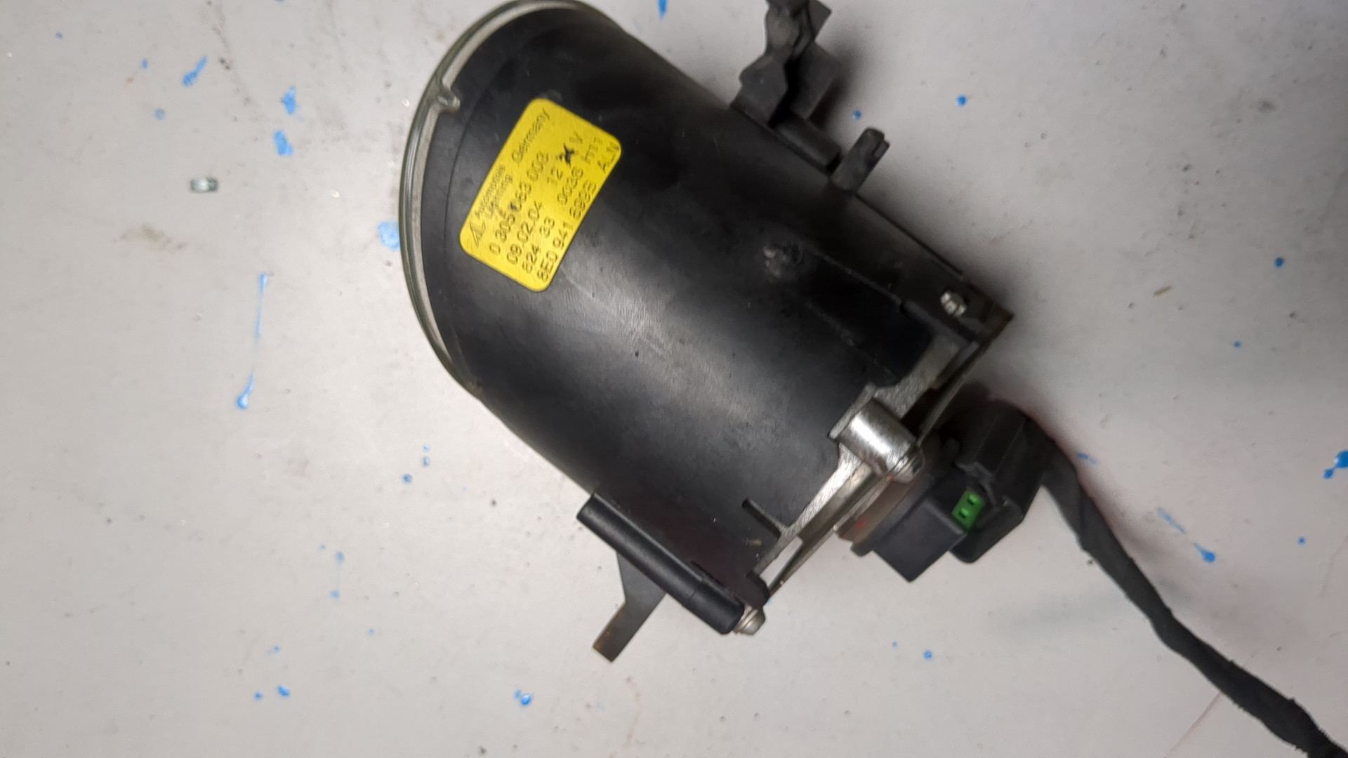 Фара противотуманная левая