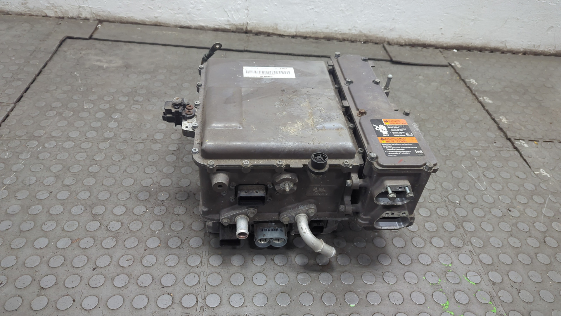 Преобразователь напряжения (адаптер)