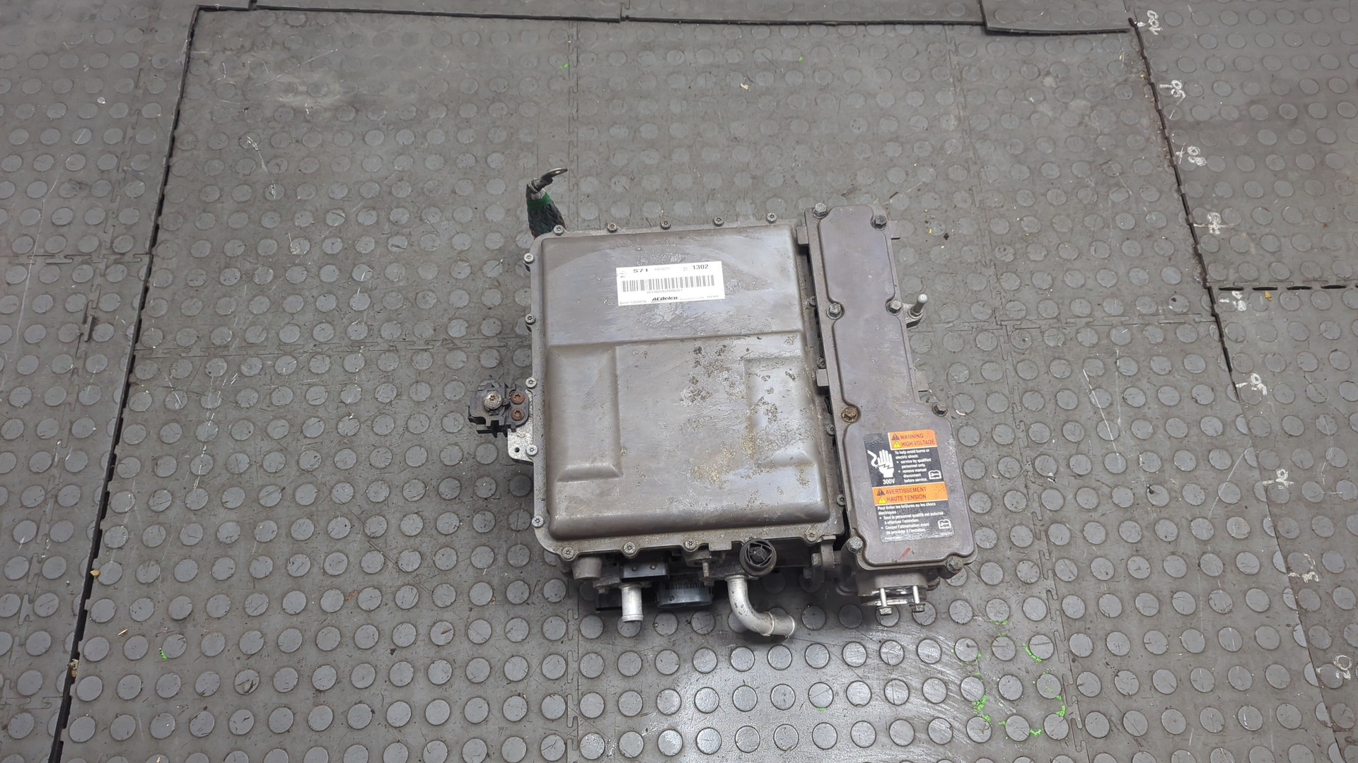 Преобразователь напряжения (адаптер)