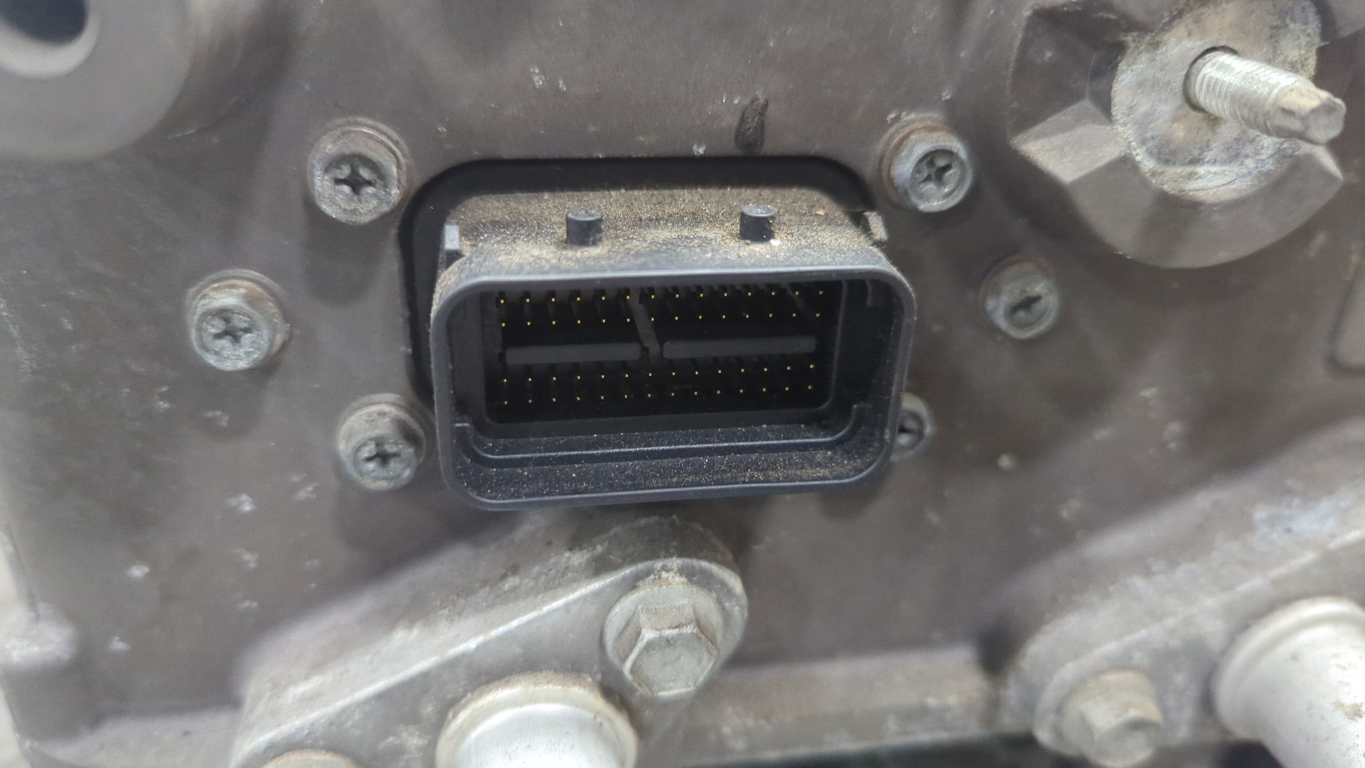 Преобразователь напряжения (адаптер)