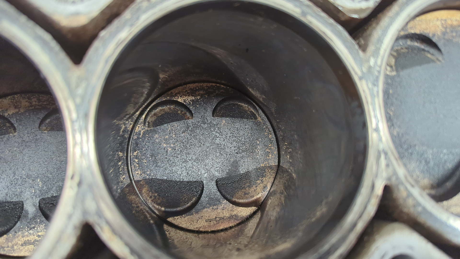 Блок двигателя