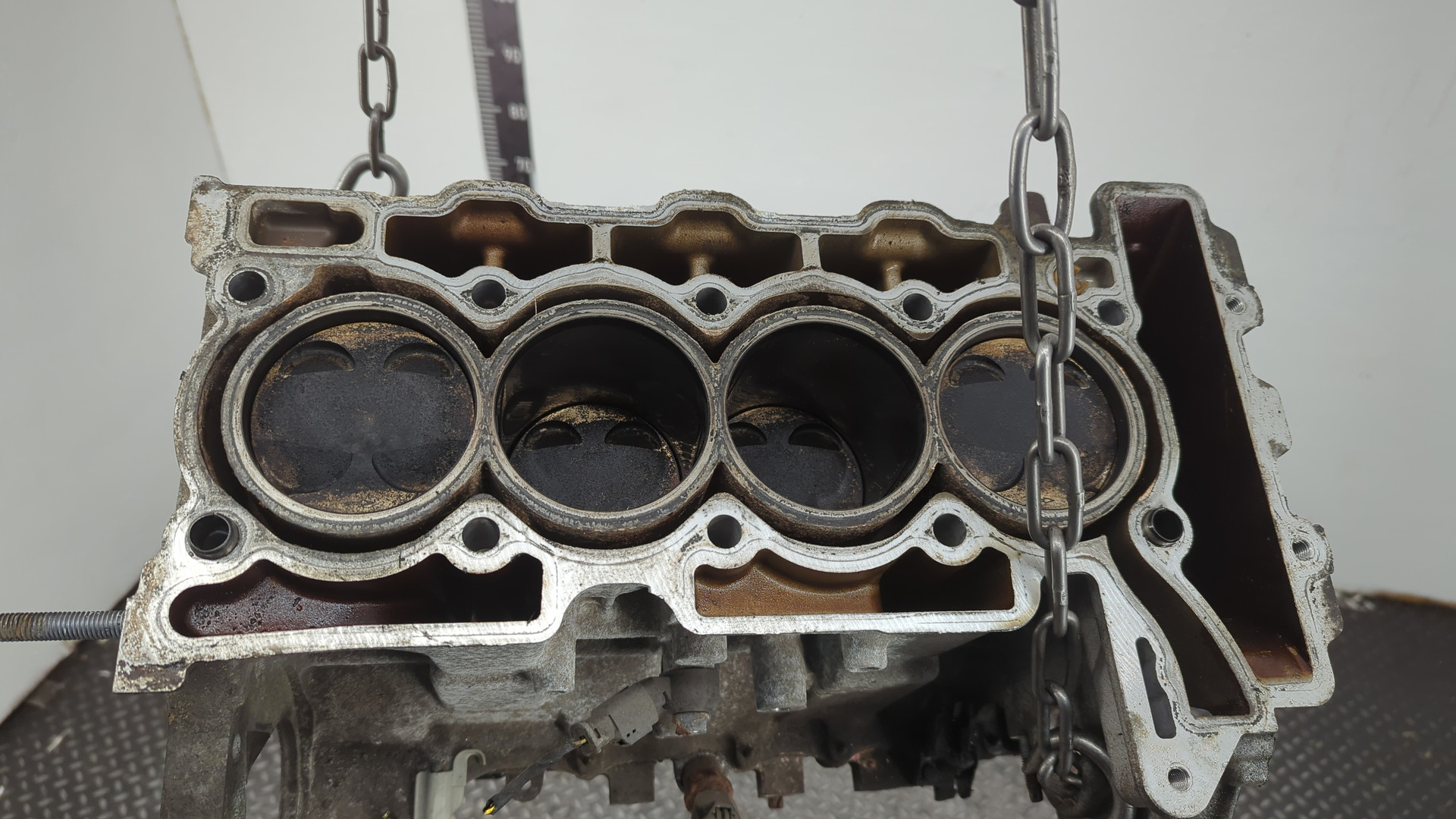 Блок двигателя