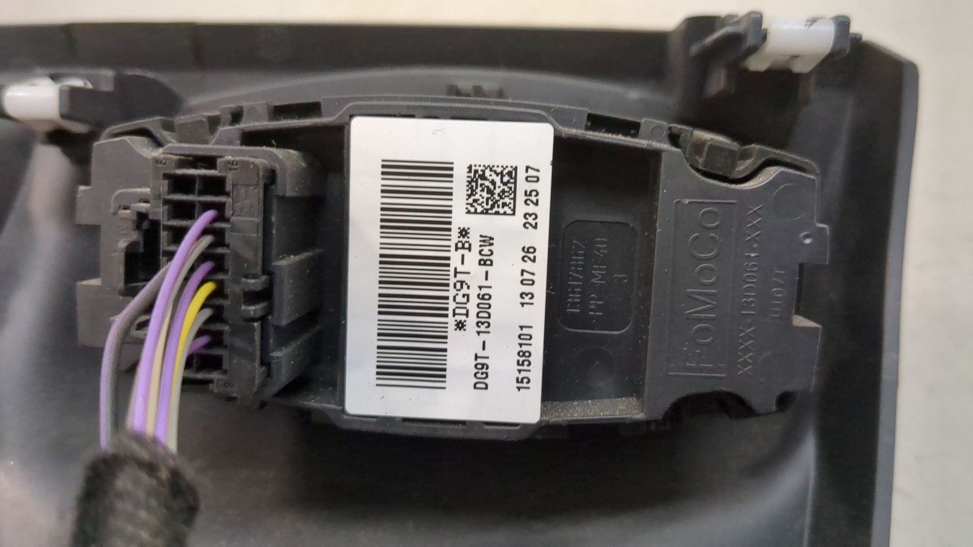 Переключатель света фар