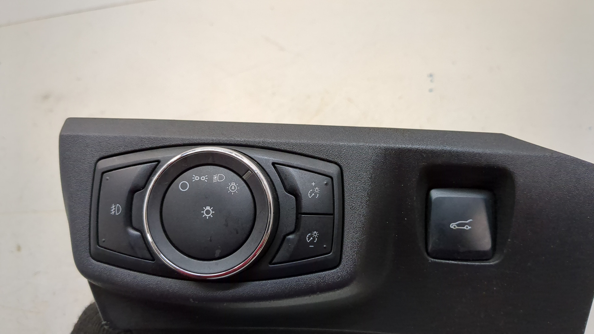 Переключатель света фар