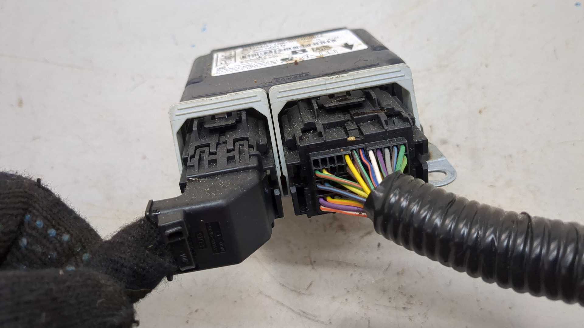 Блок управления подушек безопасности (AIR BAG)