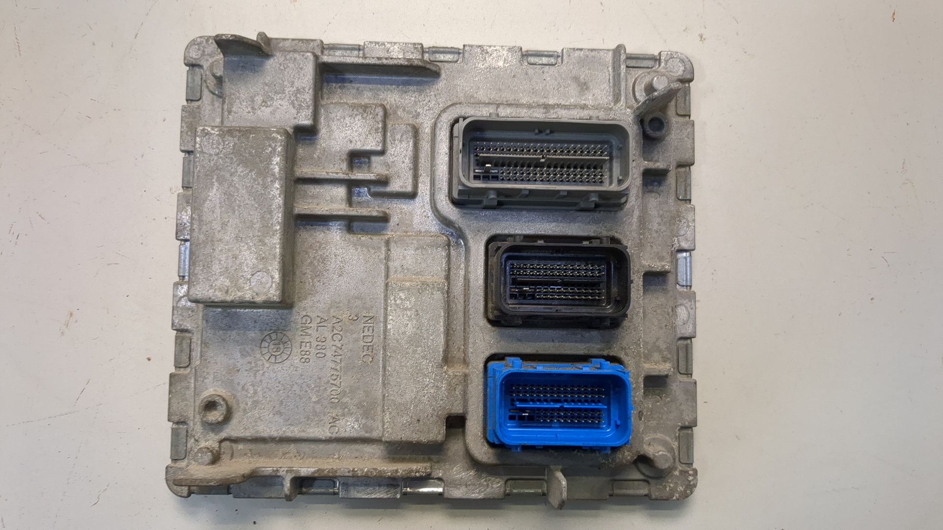 Блок управления двигателем