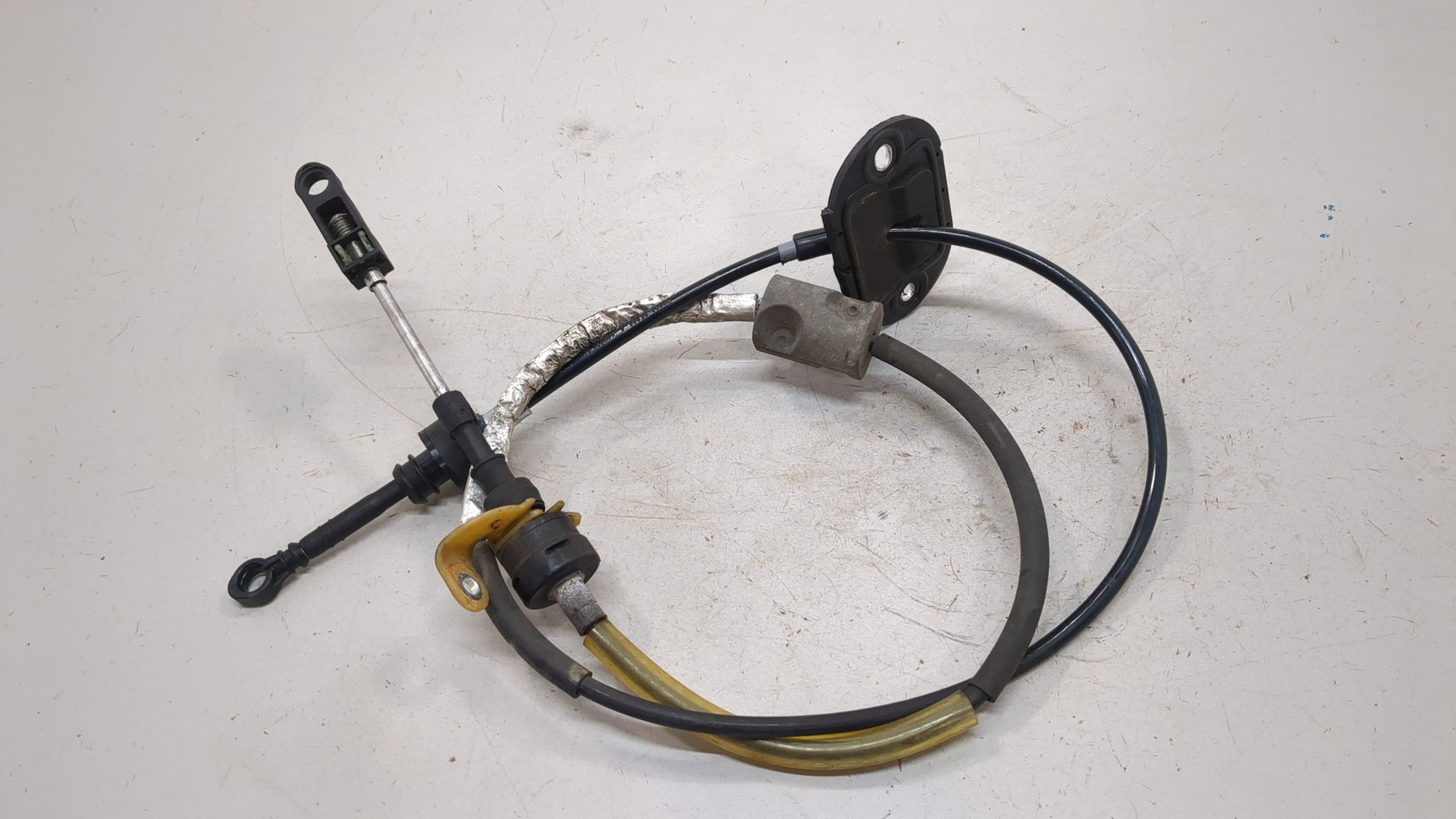 Трос КПП (выбора/переключения передач)