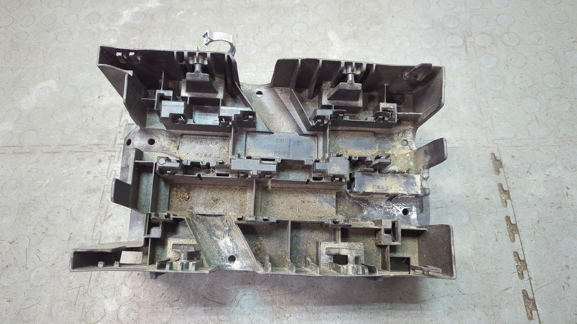 Корпус блока предохранителей