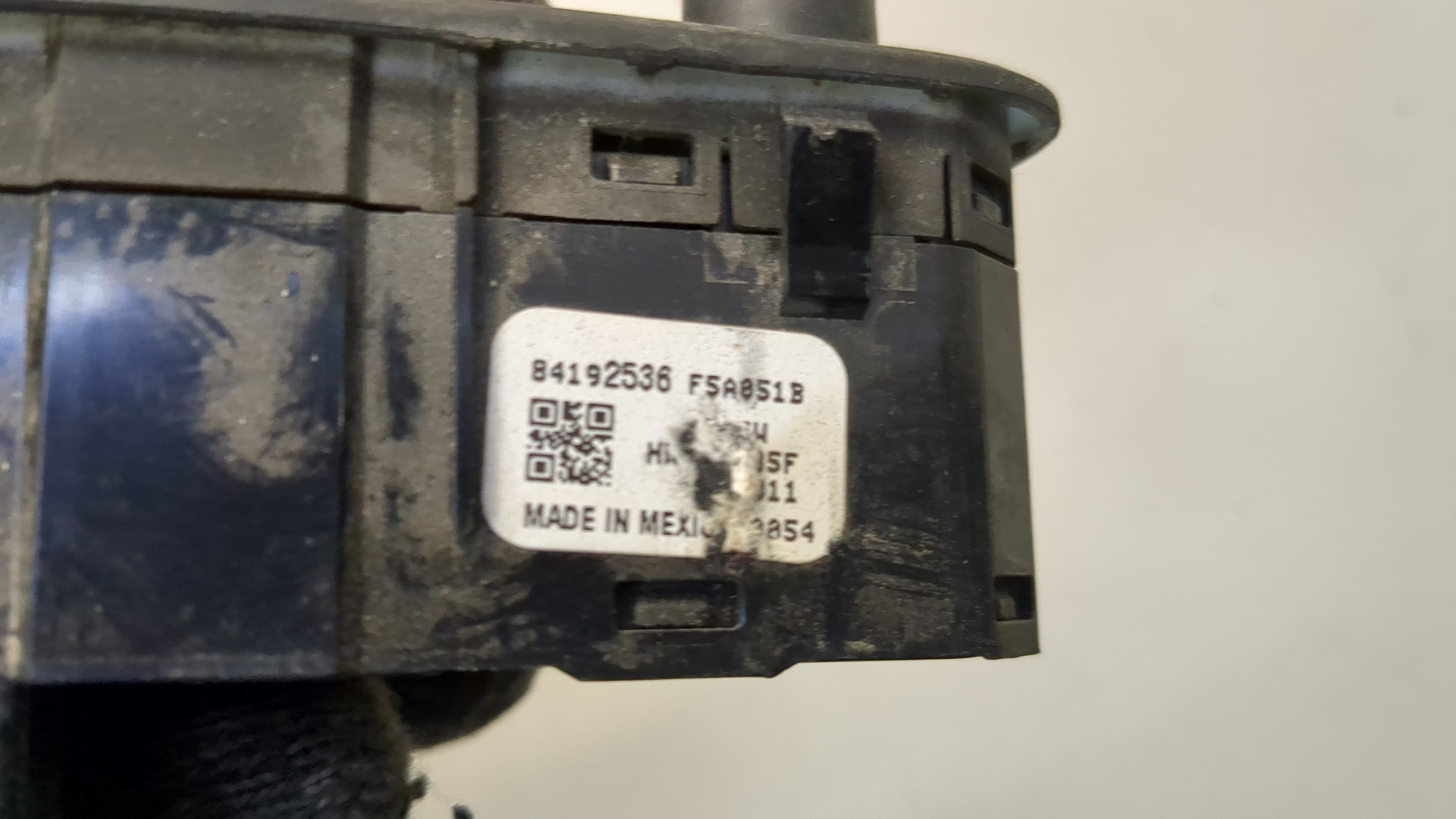 Переключатель света фар