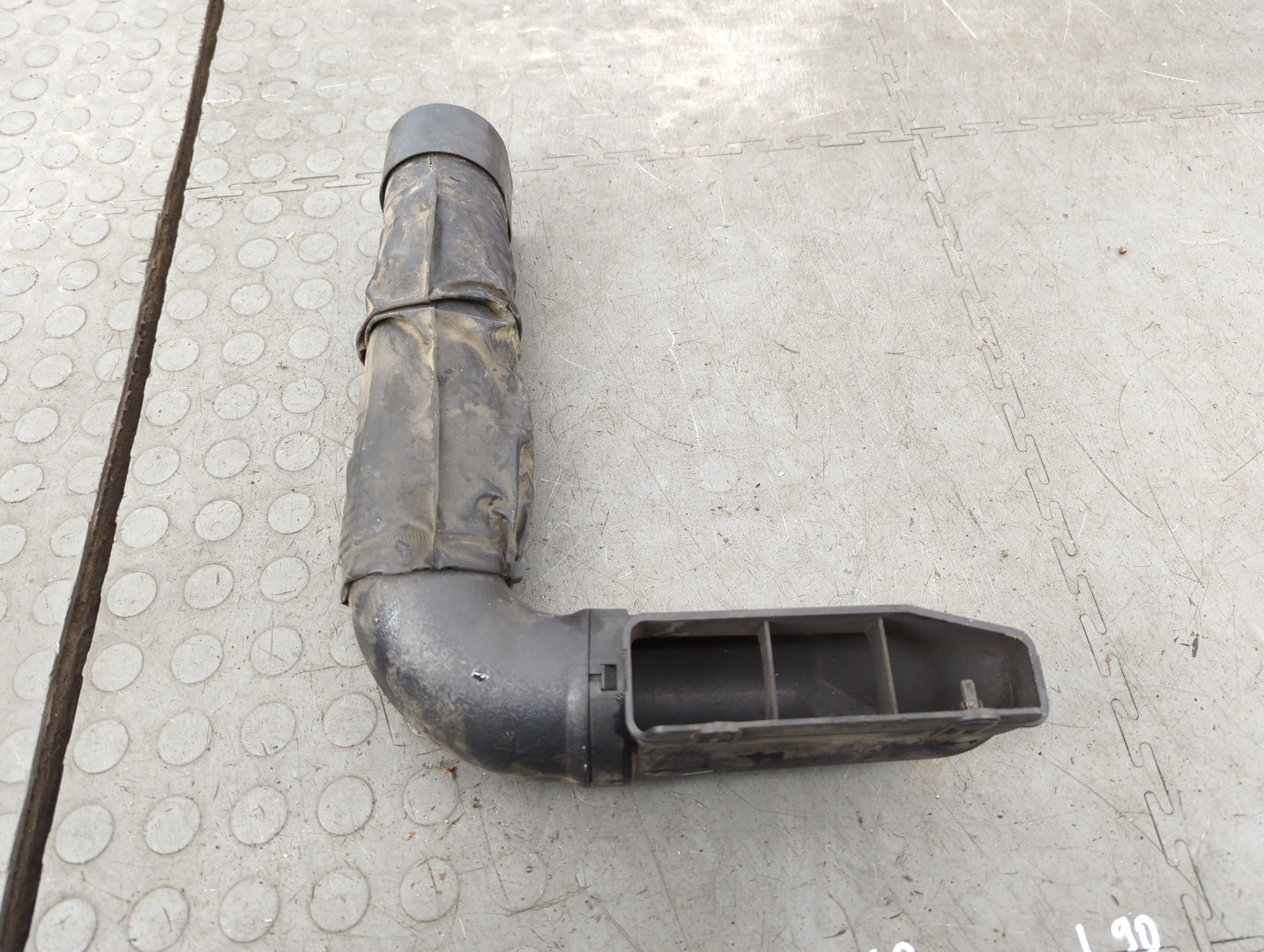 Воздухозаборник (внутри)