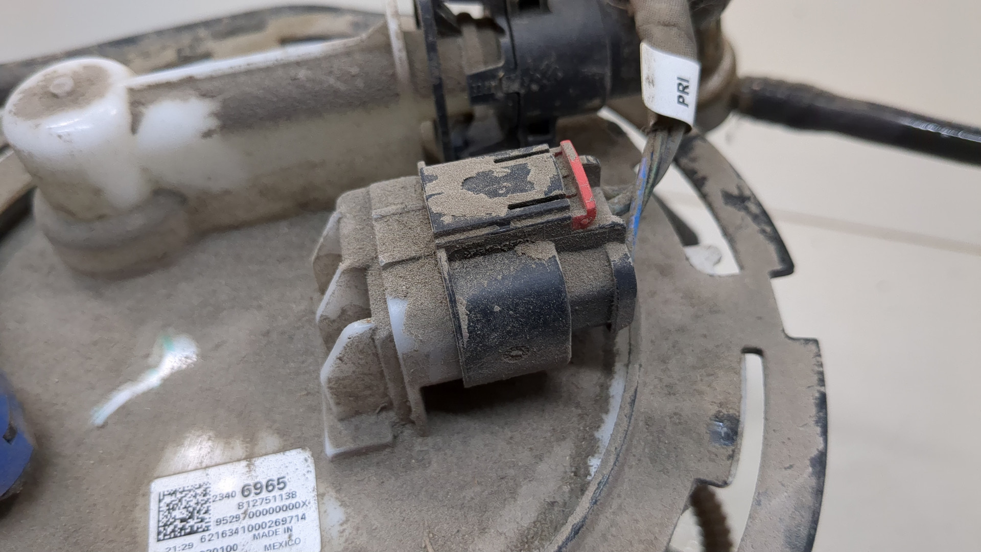 Насос топливный электрический