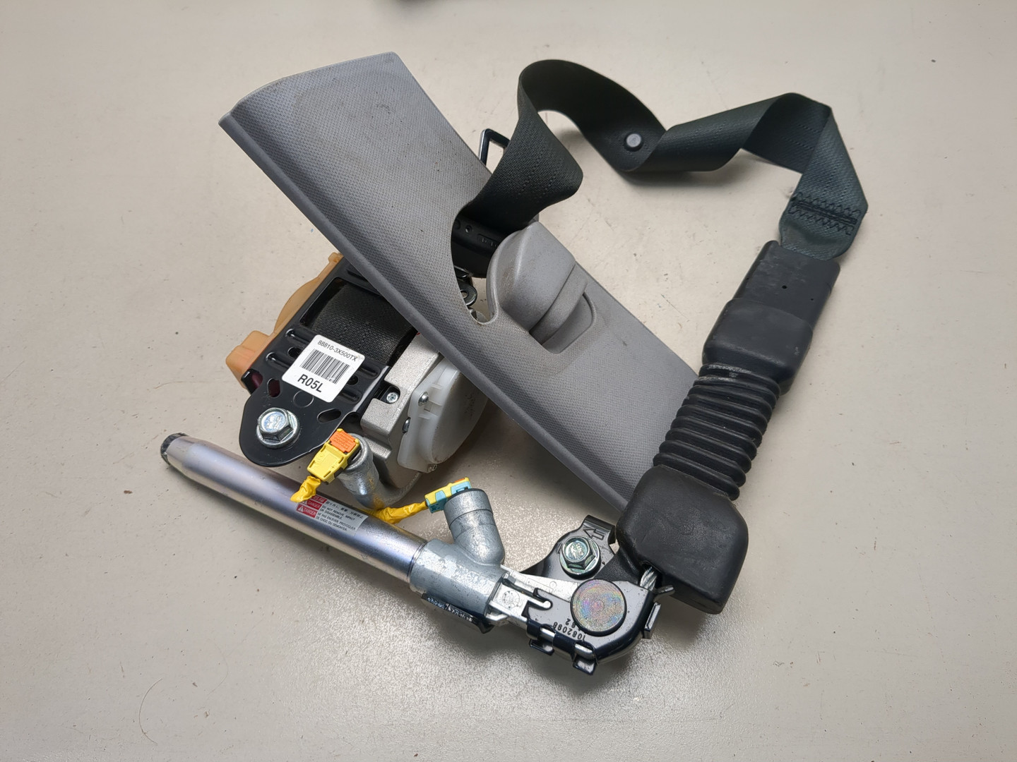 Ремень безопасности