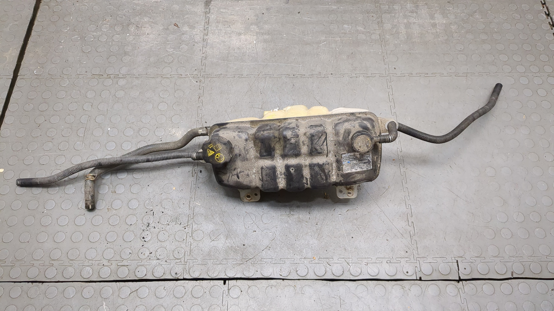 Бачок расширительный