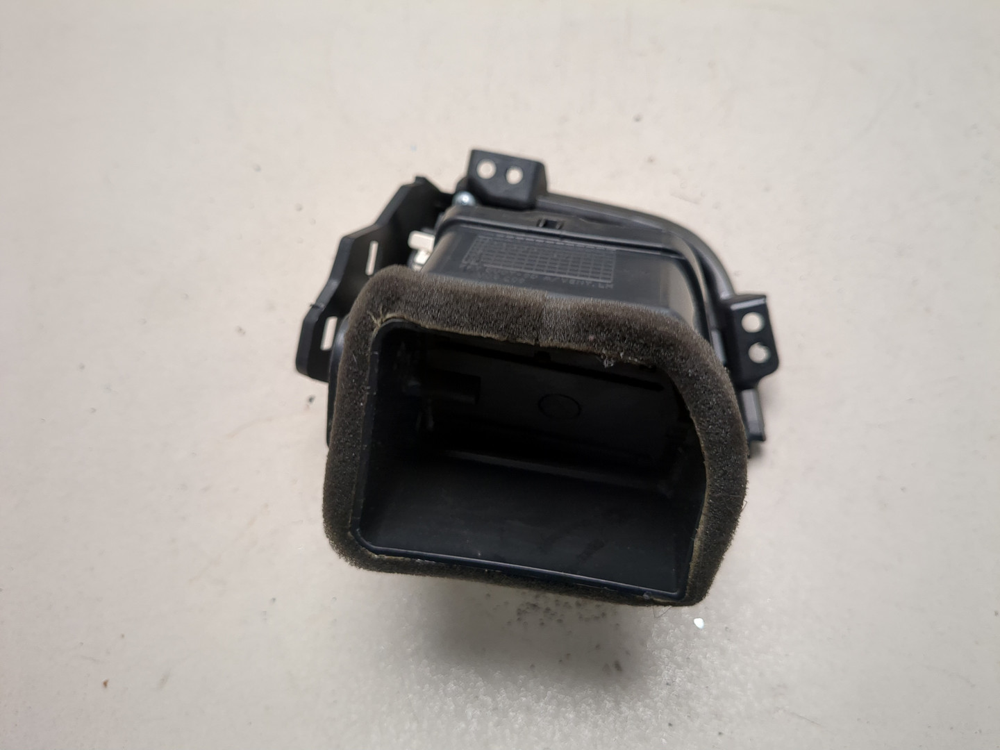 Дефлектор воздушный