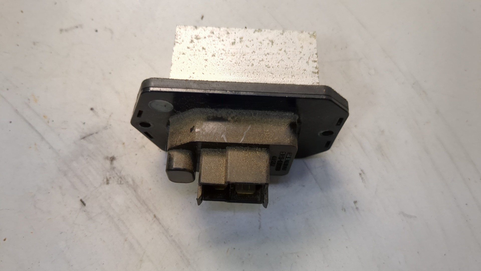 Резистор отопителя