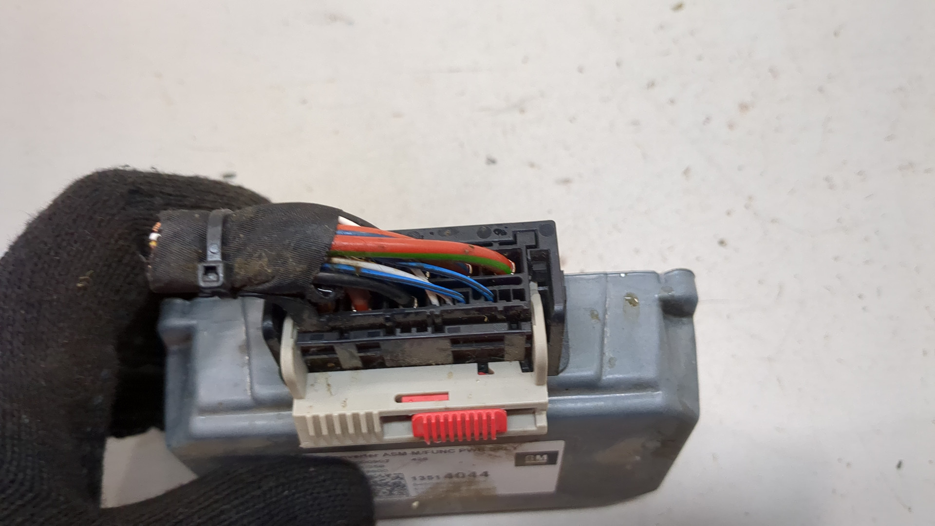 Преобразователь напряжения (адаптер)