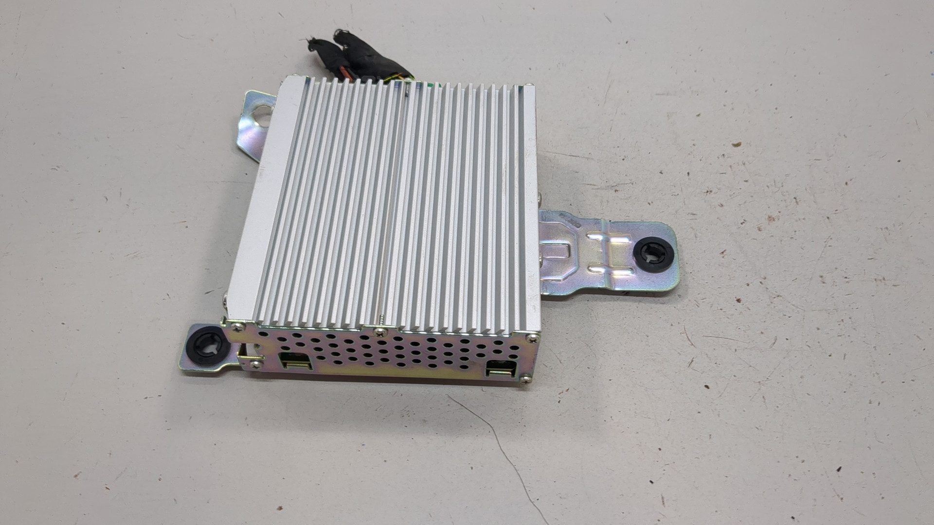 Усилитель акустической системы