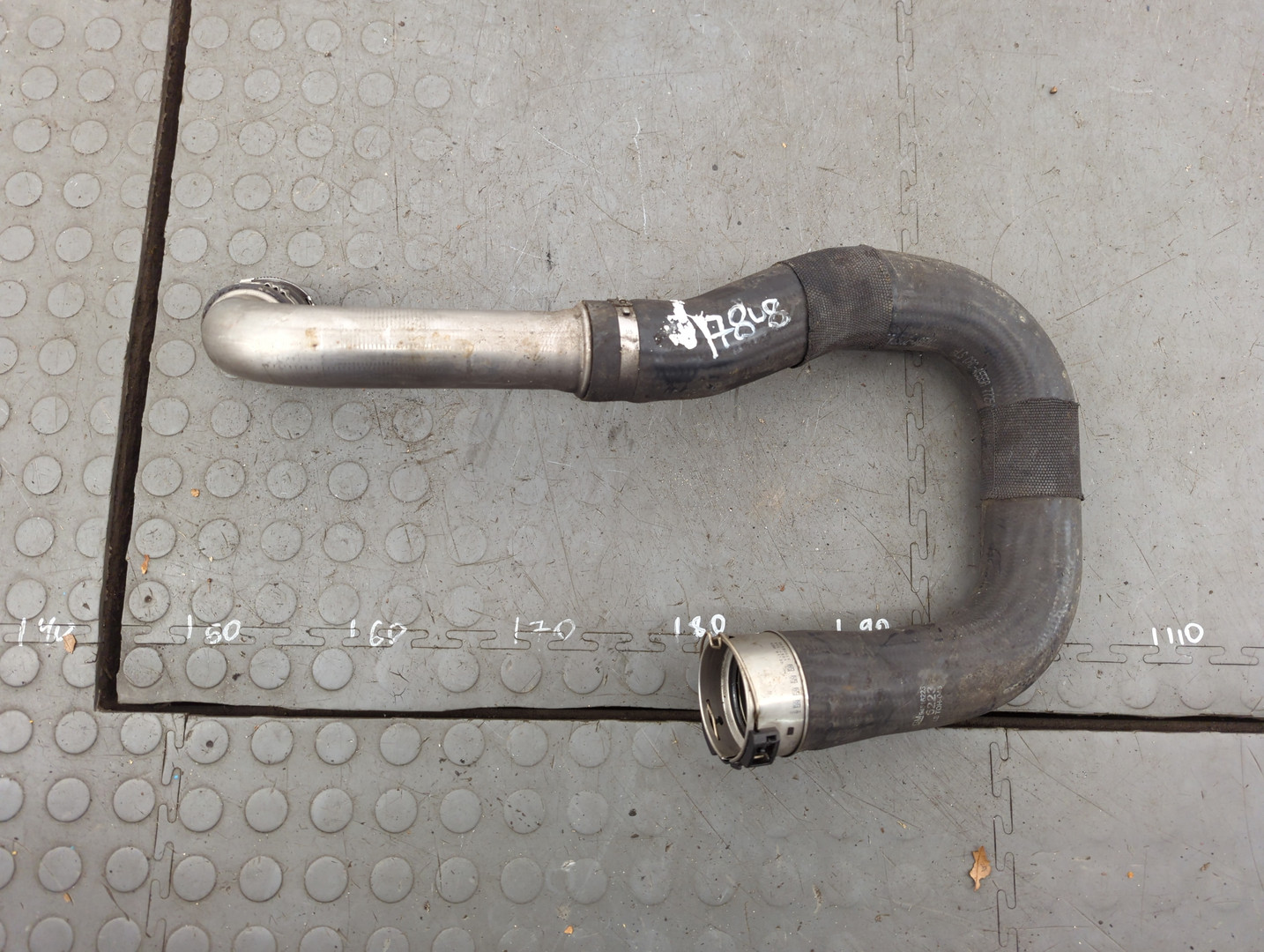 Патрубок интеркулера