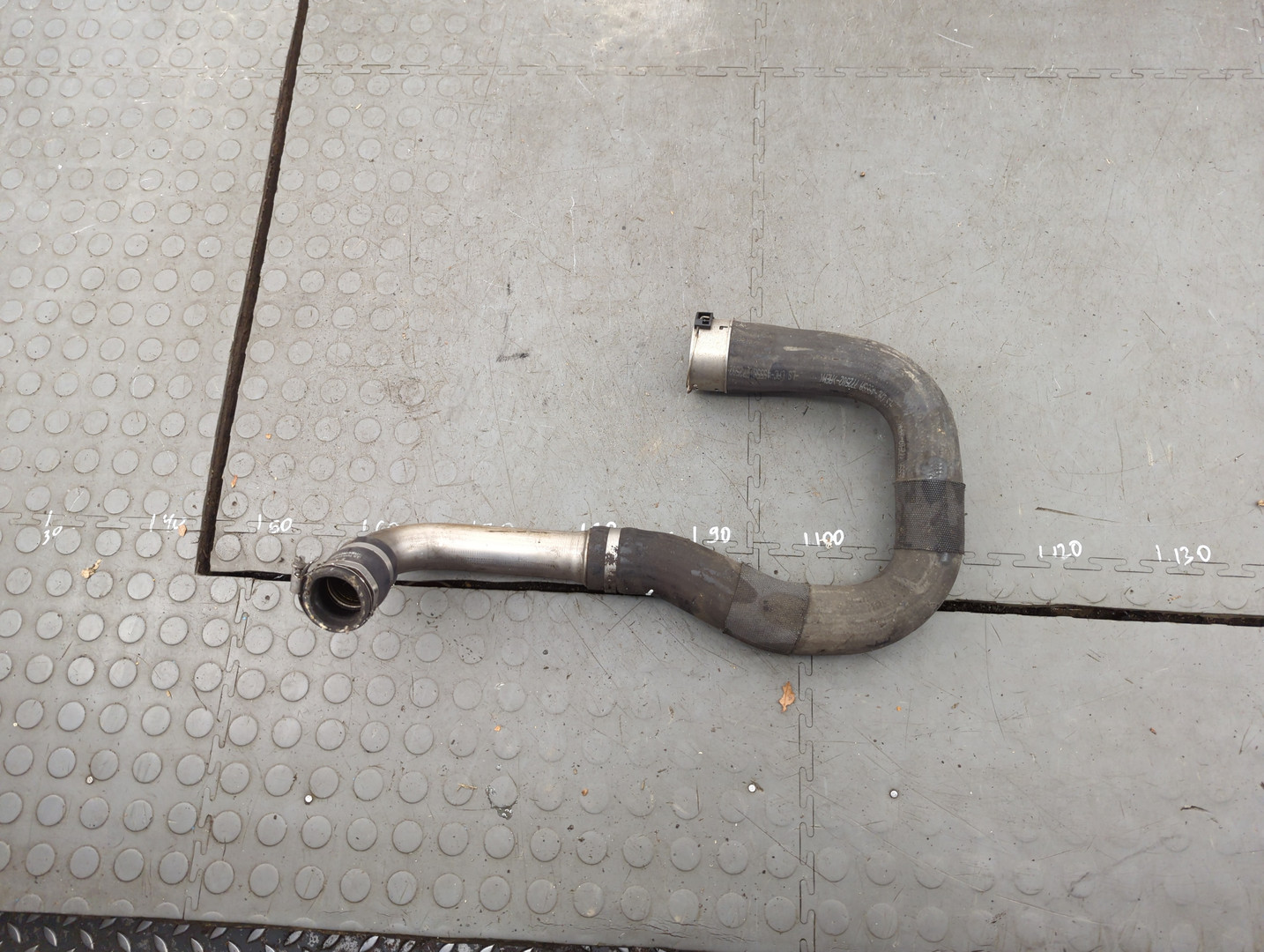 Патрубок интеркулера