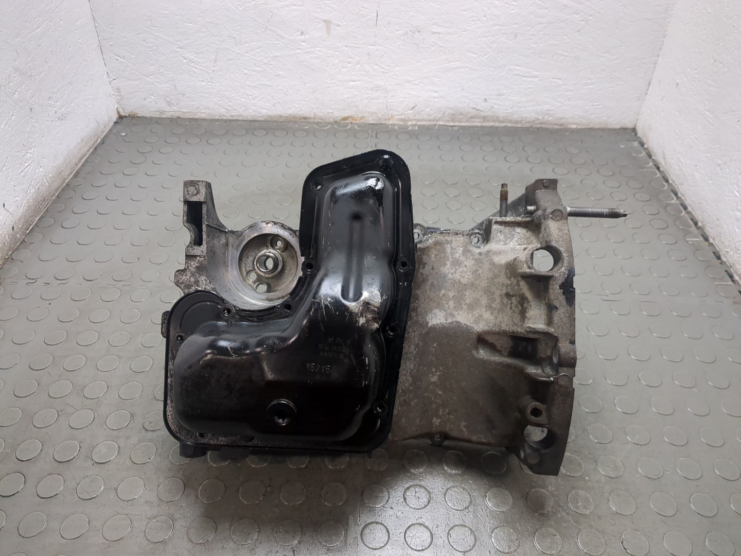 Поддон масляный двигателя (картер)