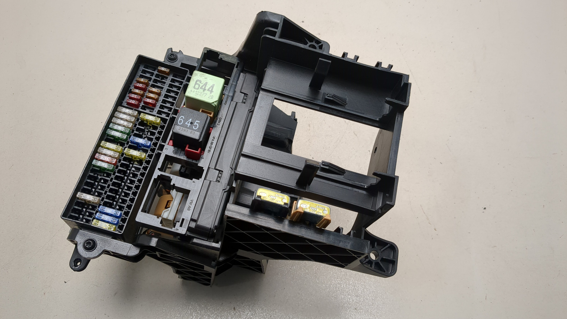 Блок предохранителей