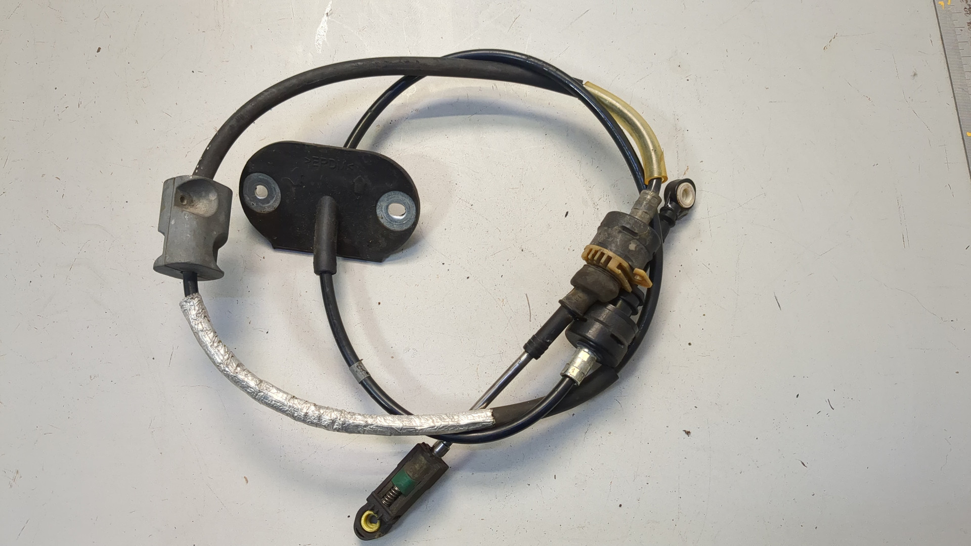 Трос КПП (выбора/переключения передач)