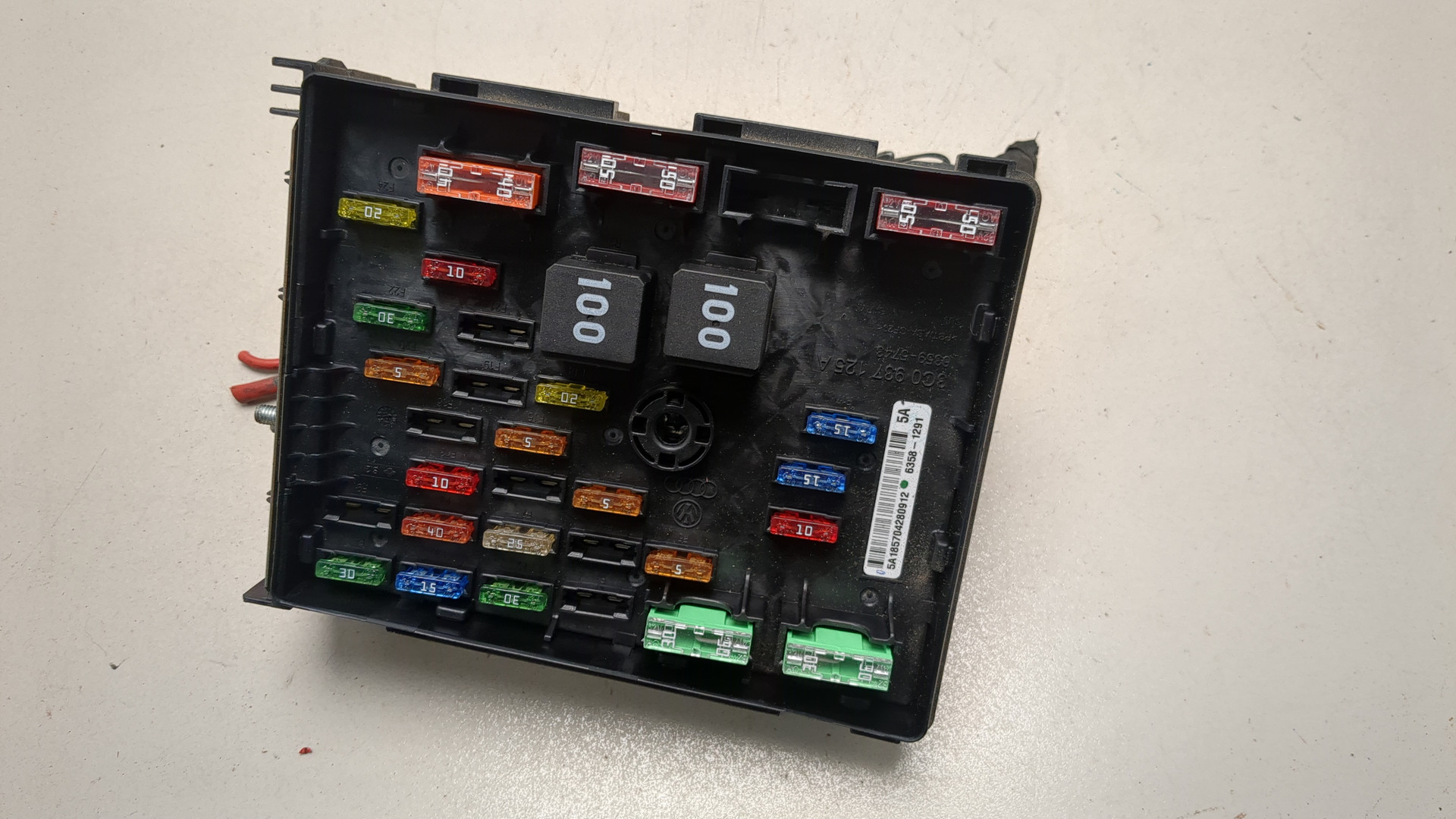 Блок предохранителей