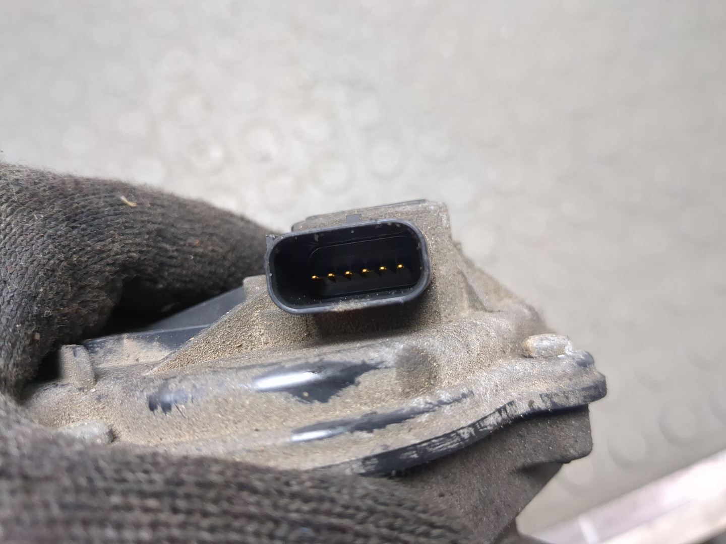 Заслонка дроссельная электрическая