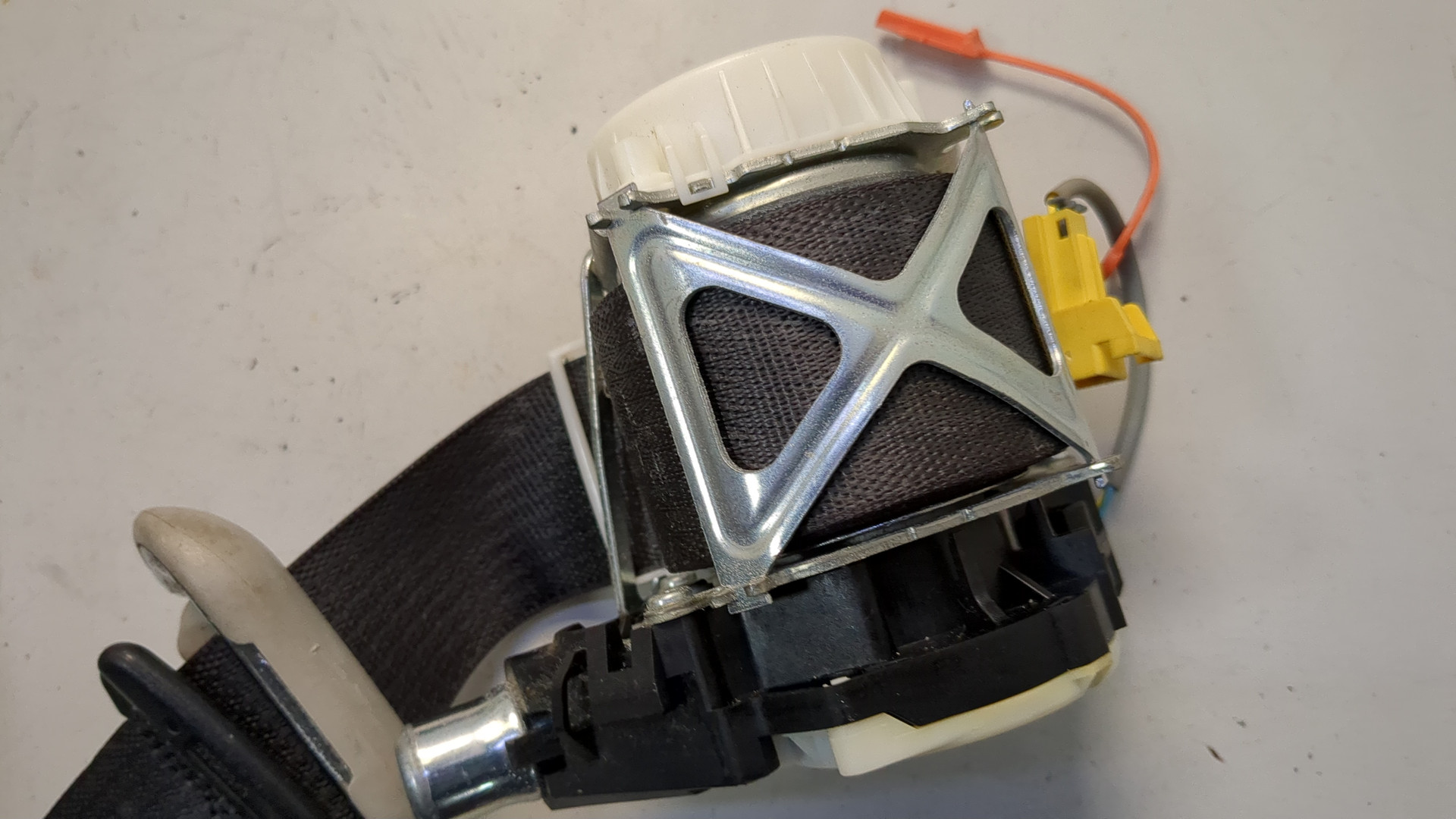 Ремень безопасности