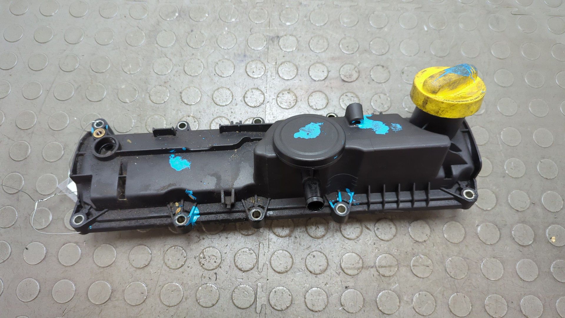 Крышка клапанная ГБЦ