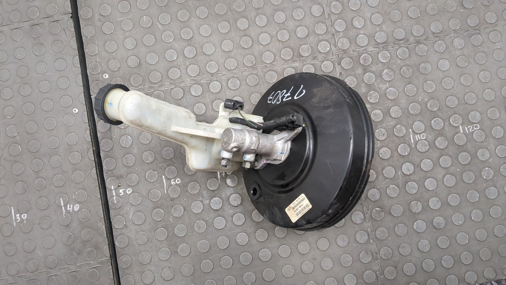 Усилитель тормозов вакуумный