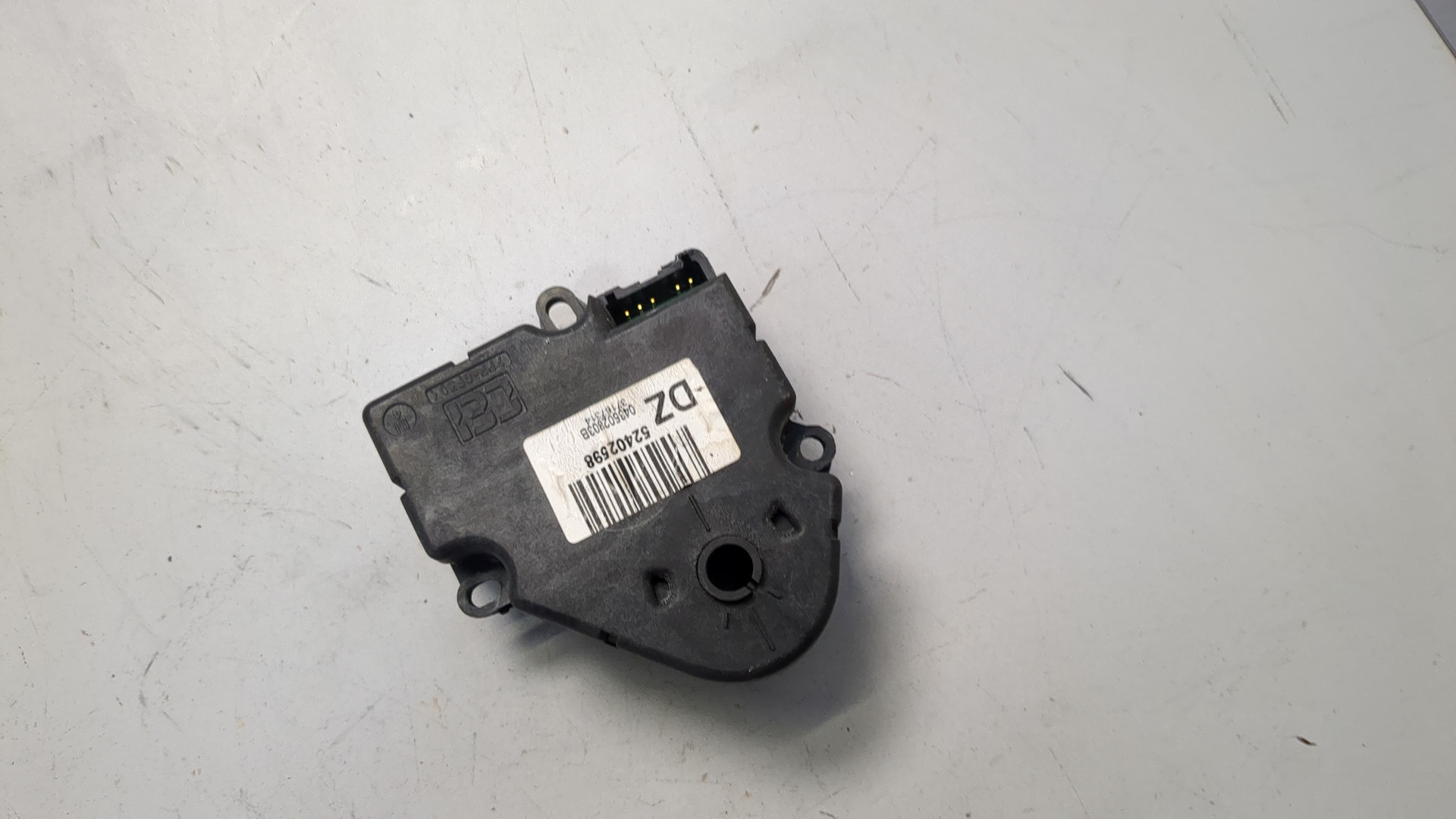 Моторчик заслонки печки