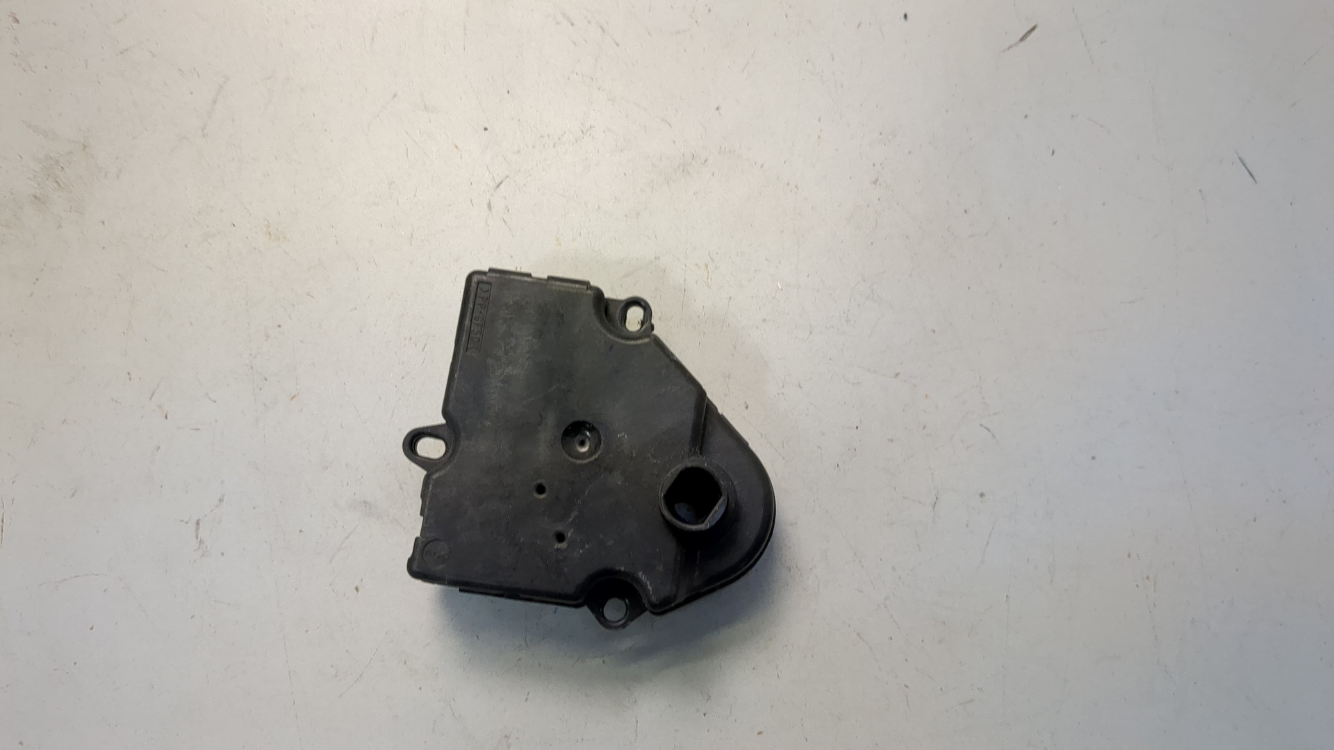 Моторчик заслонки печки