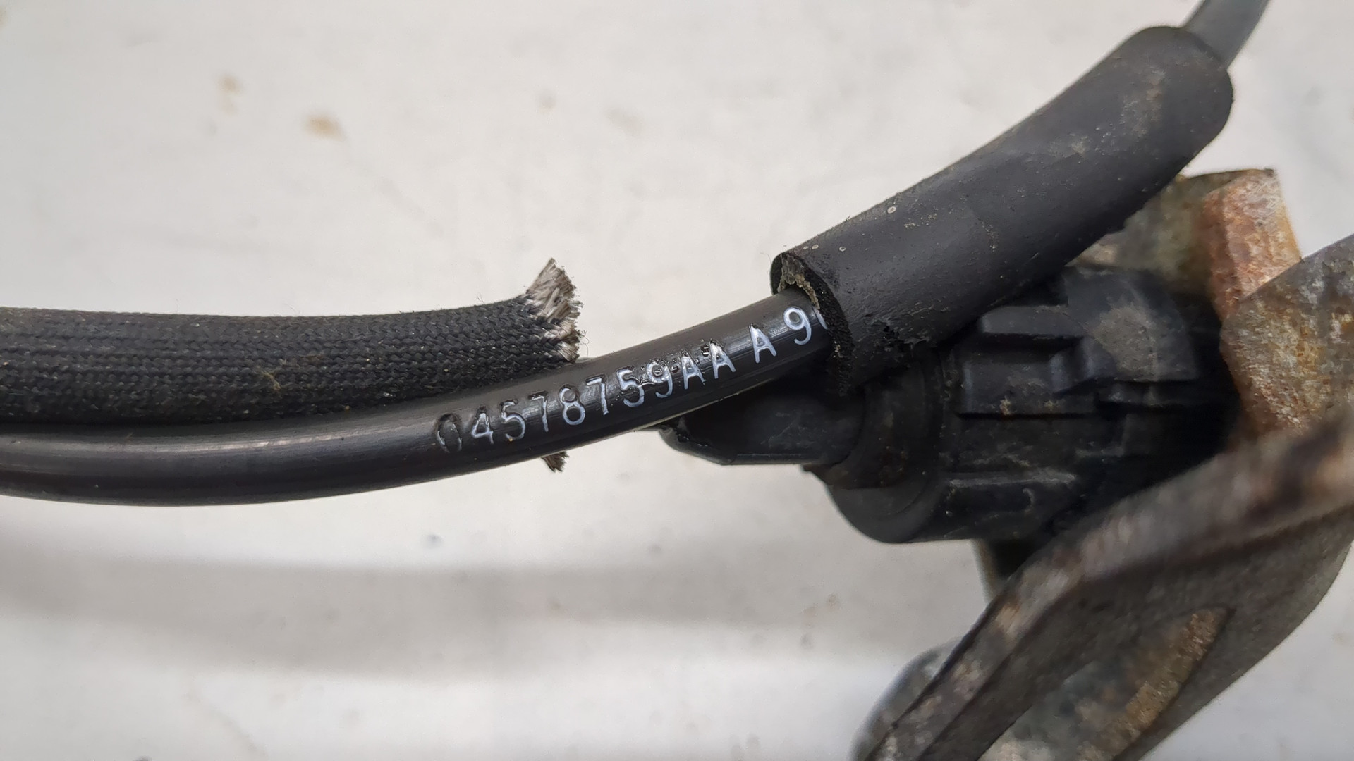 Трос КПП (выбора/переключения передач)