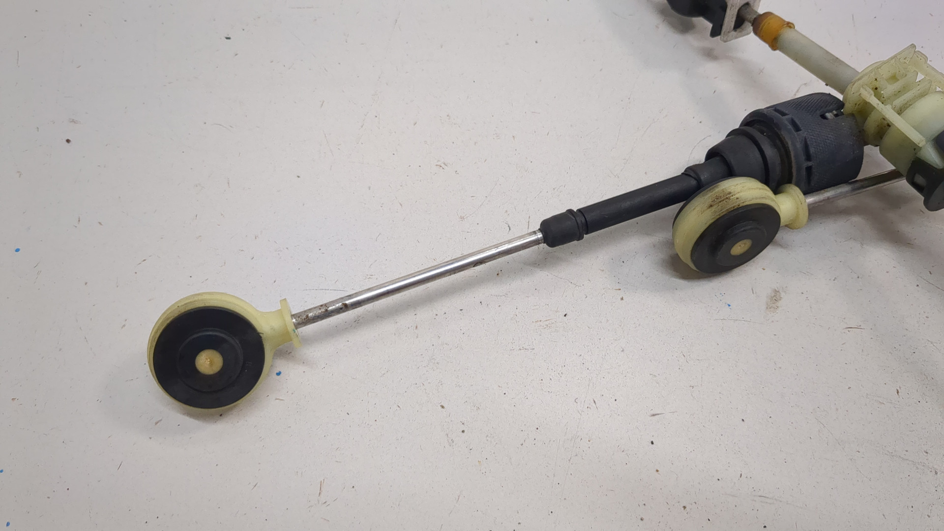 Трос КПП (выбора/переключения передач)